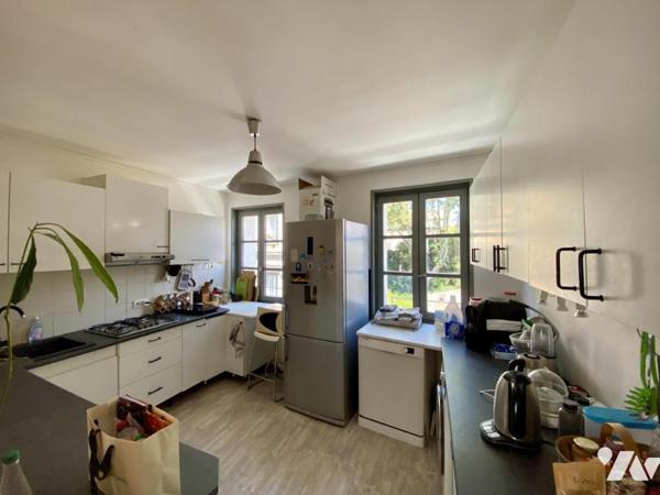 AVIGNON intra-muros, immeuble rénové