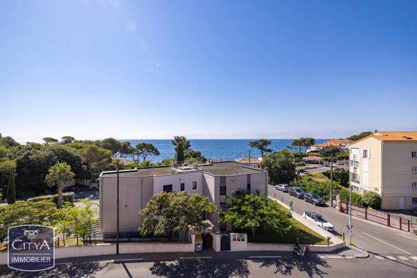 Appartement à vendre 3 pièces 47.77m² Fréjus (83370)