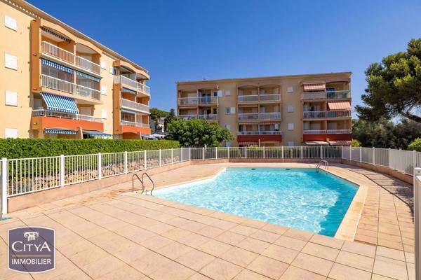 Appartement à vendre 3 pièces 47.77m² Fréjus (83370)