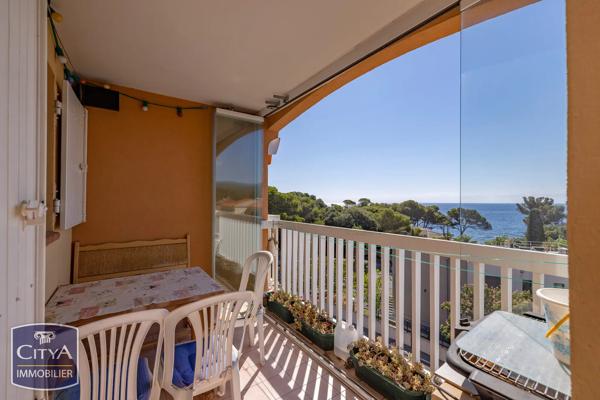 Appartement à vendre 3 pièces 47.77m² Fréjus (83370)