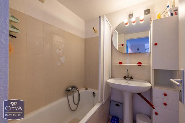Appartement à vendre 3 pièces 47.77m² Fréjus (83370)