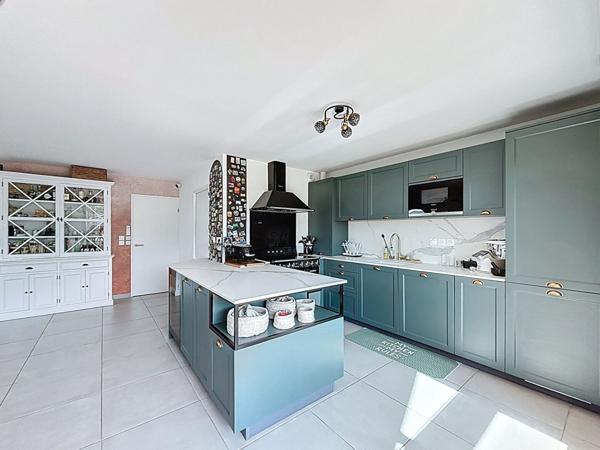 Appartement de standing de 116 m² avec vue dégagée sur les coteaux à Castanet-Tolosan