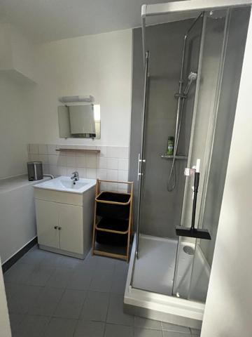 Appartement T1 meublé à louer au 2ème étage à Saumur