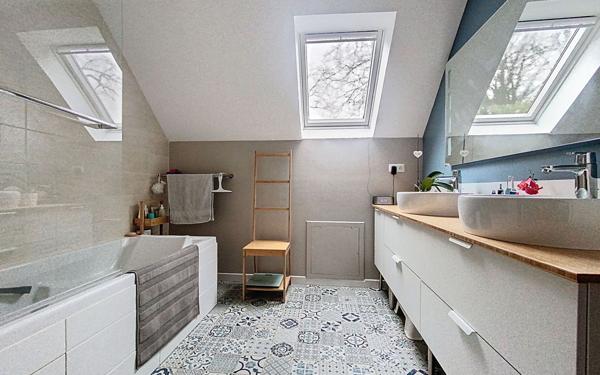 Maison à vendre    5 pièces •  Magny-les-Hameaux