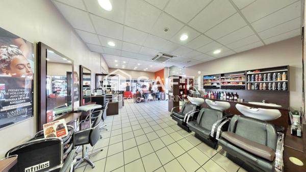 Salon de coiffure à vendre galerie marchande Intermarché