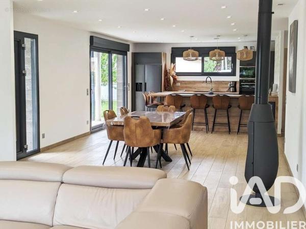 Maison à vendre 4 pièces 114 m² Provenchères-et-Colroy