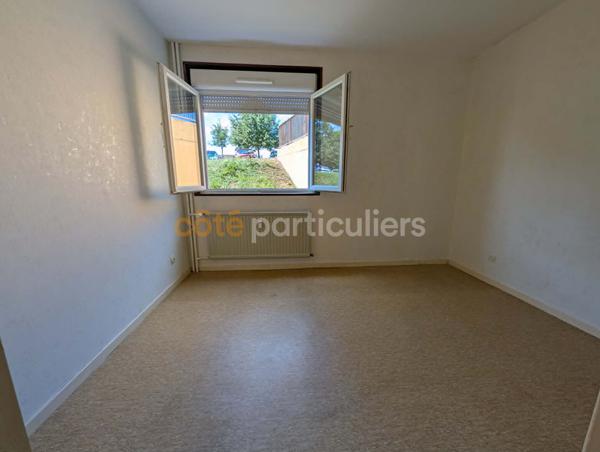 Vente
                Appartement52,45 m² - 3 Pièces -
                    BAR LE DUC (55000)