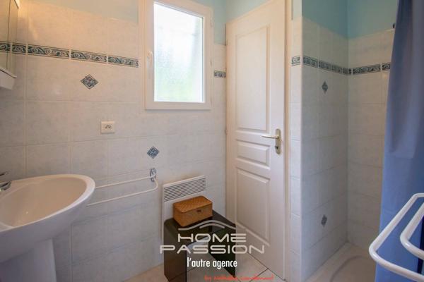 MESCHERS SUR GIRONDE - MAISON DE PLAIN PIED PROCHE PLAGE