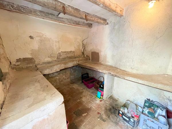 Maison à vendre 7 pièces CHARMOY (89)