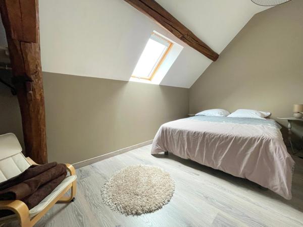 Maison à vendre 7 pièces CHARMOY (89)