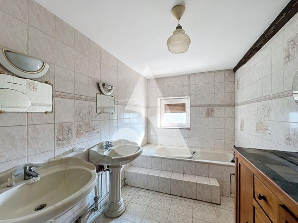 Maison 5 pièces 142.919 m2