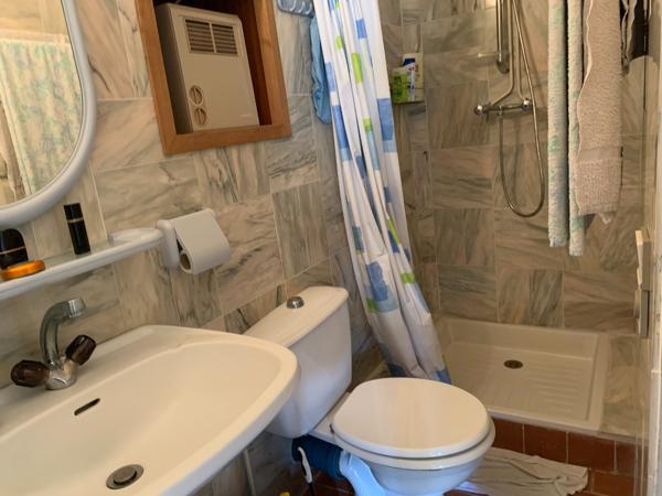 MAISON EN PIERRE AU CALME