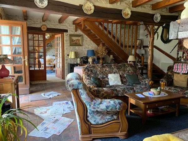 MAISON EN PIERRE AU CALME