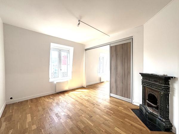 2 pièces refait à neuf dernier étage