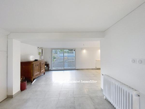 Montfort-sur-Meu (35160) Maison 175 m² - 4 ch - Rénovation 2022 - Garantie décennale - Montfort sur Meu 20 min Rennes gare