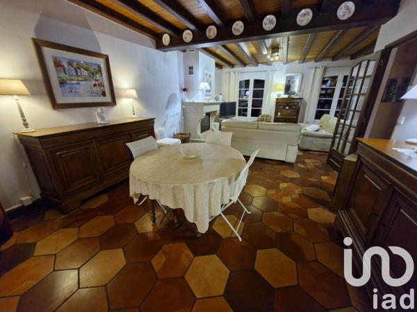Maison à vendre 5 pièces 136 m² Saintes