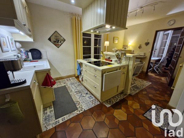 Maison à vendre 5 pièces 136 m² Saintes