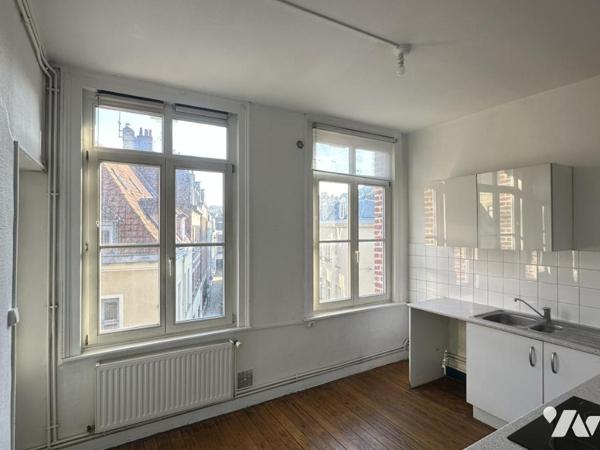 LILLE VIEUX LILLE - T3 83 M²