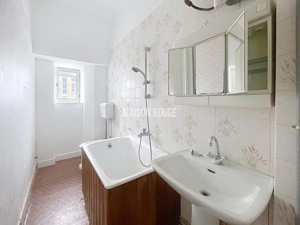 Appartement 3 pièces 63 m² à rénover ,vue mer, Dinard la Malouine