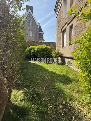 Appartement 3 pièces 63 m² à rénover ,vue mer, Dinard la Malouine