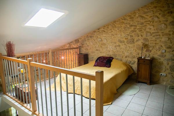 Domaine provençal dans la vallée de Cèze Sabran