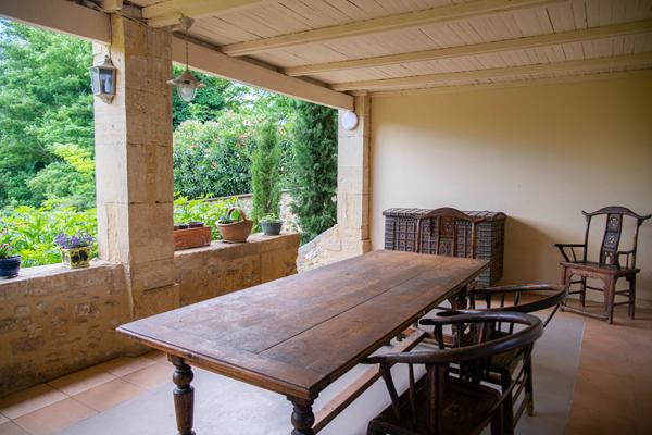 Domaine provençal dans la vallée de Cèze Sabran