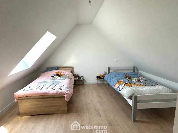 Immeuble 96 m² à Mazé-Milon 49630