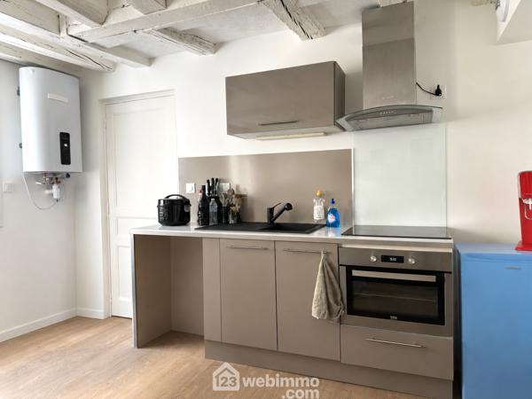 Immeuble 96 m² à Mazé-Milon 49630