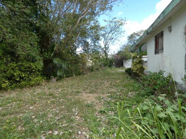 Maison 4 pièces de 110 m² sur un terrain de 2000 m² à vendre à ANSE BERTRAND (971)