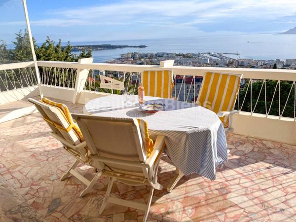 Cannes : Vue époustouflante pour ce 3 pièces dans résidence sécurisée avec piscine