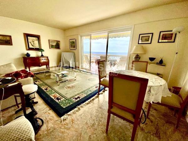 Cannes : Vue époustouflante pour ce 3 pièces dans résidence sécurisée avec piscine