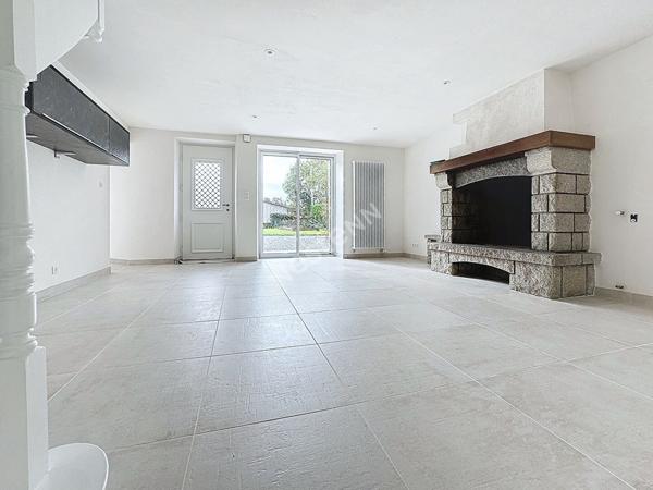 Maison familiale à vendre à Saint Géréon - 3 chambres, grand terran, mare.