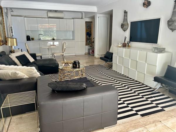Rez-de-jardin 70 m² + véranda + double parking - Le Cannet / Cannes