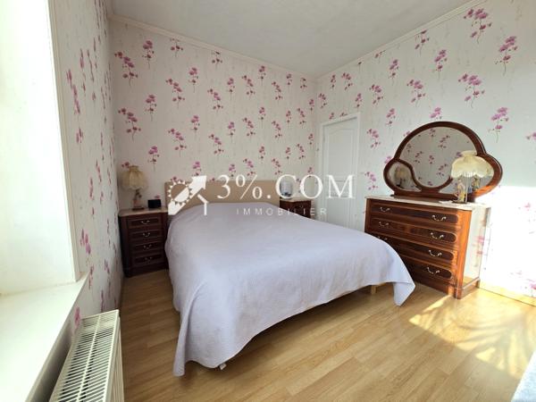 Maison 6 pièce(s) 5 chambre(s) 210 m²