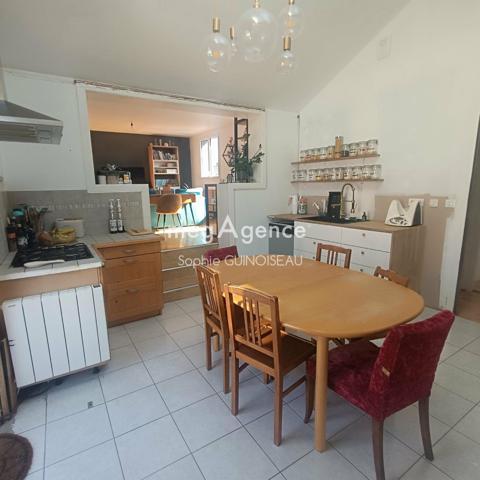 Maison à CHOLET, 49300 - 7 pièces 162m²