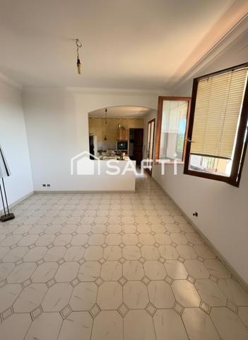 Vue mer, plage à pied, énorme potentiel !