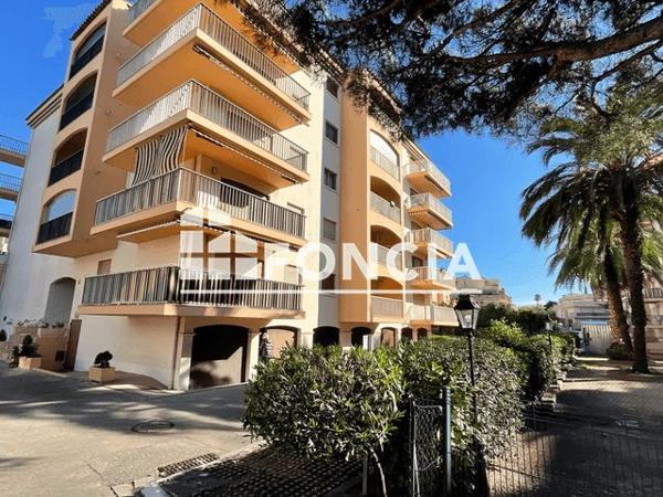 À vendre Appartement 3 pièces 49 m² - Sainte-maxime 83120