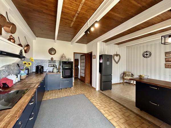 Country Home with Annex, Campsite, Pool & Workshop