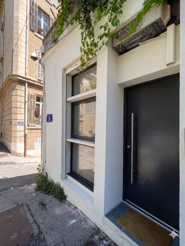 MAISON TYPE 2 /CARRÉ D'OR