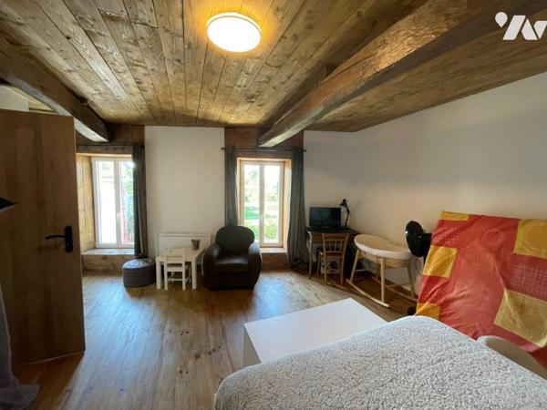 MIELAN (Gers) Maison de village rénovée sur jardinet, tous commerces/commodités à pied