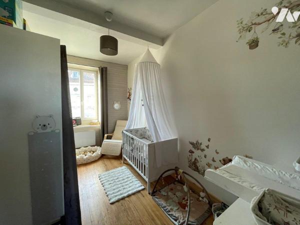 MIELAN (Gers) Maison de village rénovée sur jardinet, tous commerces/commodités à pied