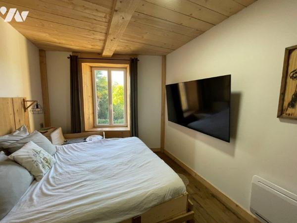 MIELAN (Gers) Maison de village rénovée sur jardinet, tous commerces/commodités à pied