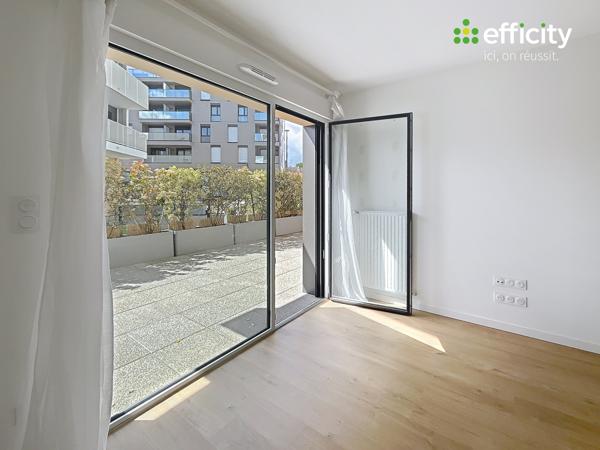 Appartement
         3 pièces
        - 62 m² 226 000 € *