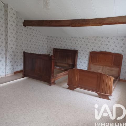 Maison à vendre 6 pièces 172 m² Saint-Bonnet-sur-Gironde