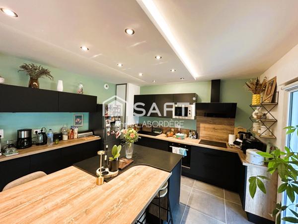 Appartement récent aux prestations haut de gamme.