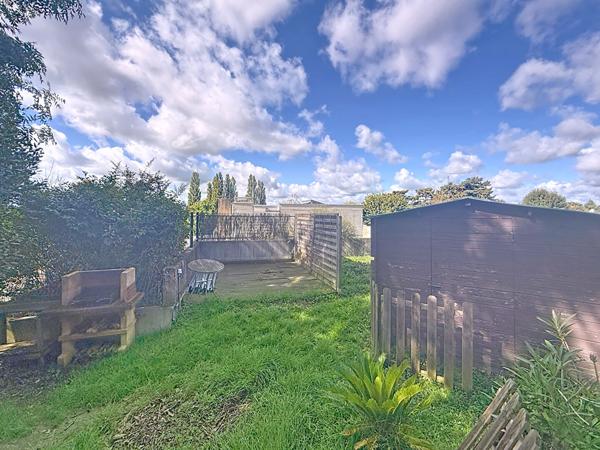 Maison individuelle de 75m2, au centre ville de Meximieux, 3 chambres sur un terrain de 347 m2