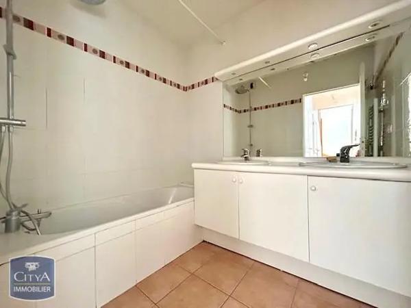 Appartement à louer 4 pièces 101.85m² Lyon 1er Arrondissement (69001)