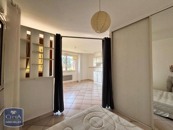 Appartement à louer 1 pièce 29.59m² Agen (47000)