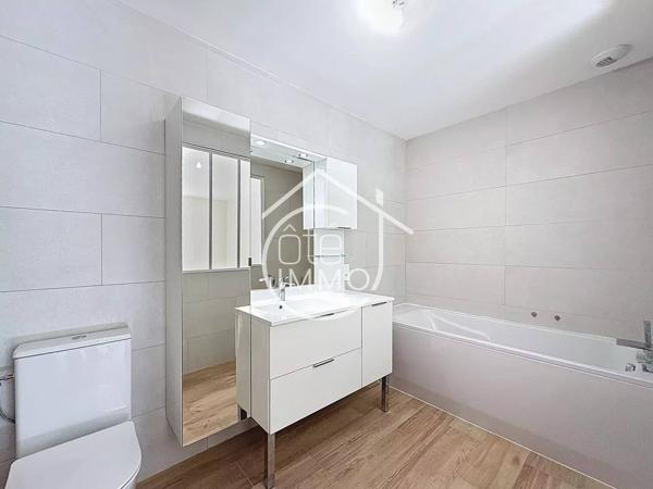 Vélines : Maison neuve, 2 suites parentales