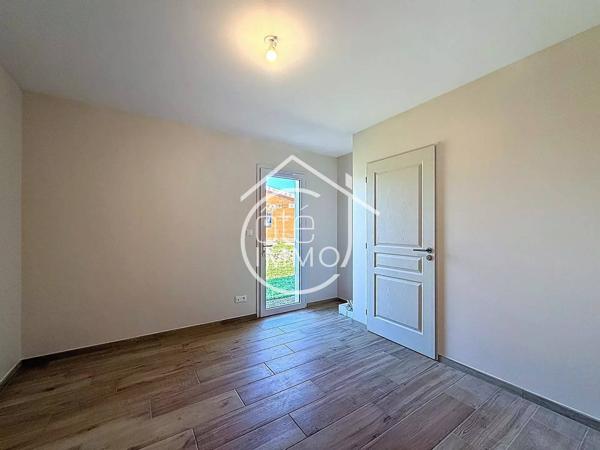 Vélines : Maison neuve, 2 suites parentales